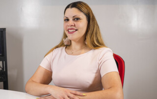 Janessa Rivera es subdirectora de Concilio. Foto Raw But Meaningful | El Sol Latino Newspaper
