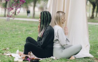 Respirar profunda y conscientemente ayudar a reducir el estrés y la ansiedad. Foto Nataliya Vaitlevich / Pexels.