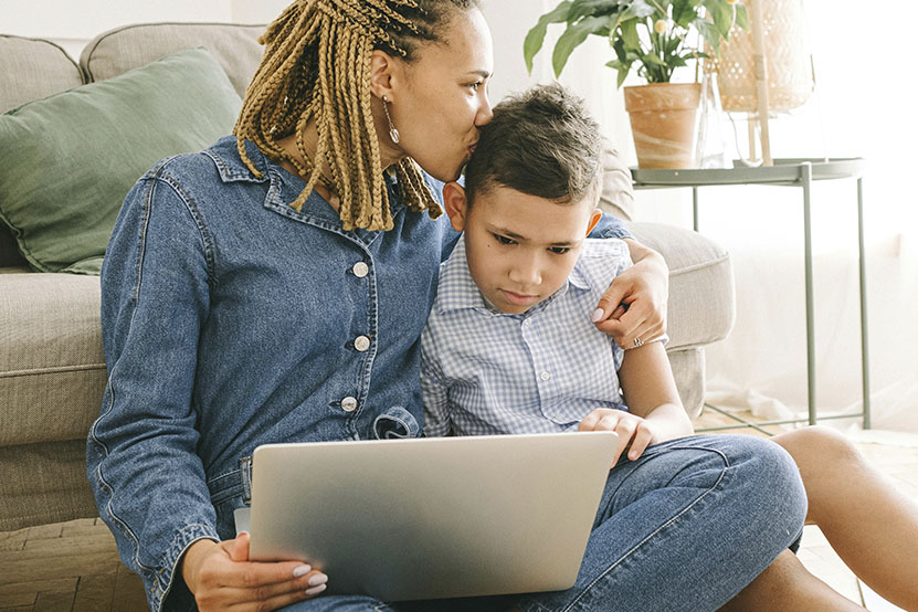 El control parental evoluciona como herramienta de amor y liderazgo, permitiendo formar hijos digitales responsables, preparados para enfrentar un mundo tecnológico con criterio, equilibrio y seguridad emocional.